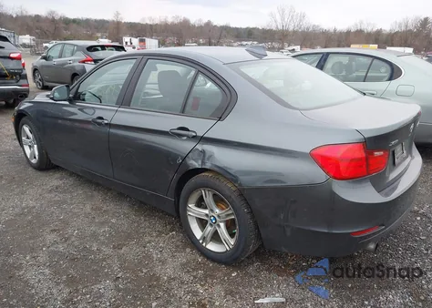2013 BMW 320I xDrive z USA, uszkodzony, nr VIN WBA3C3C50DF982769